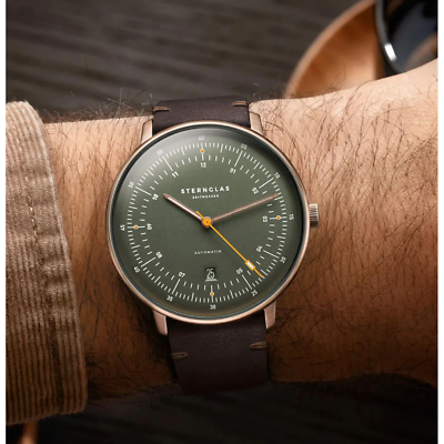 Sternglas HAMBURG AUTOMATIK EDITION BRONZE 42mm Automatic Watch S02-HHR19-VI17, Green Bronze Dial, Sapphire Crystal, Vintage Mocha Leather Strap, 5 ATM Water Resistant