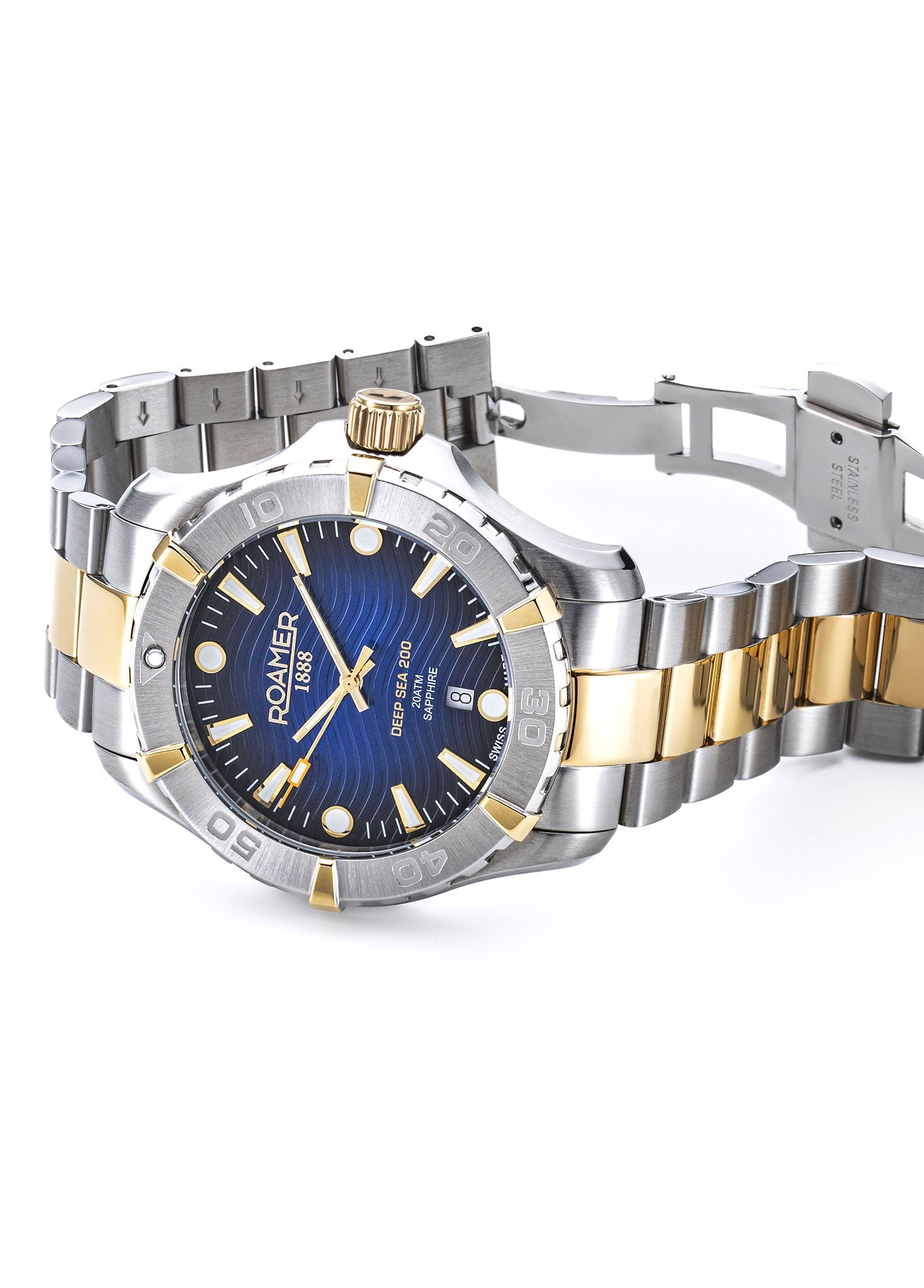 Roamer Deep Sea 200 Men's 43 mm Quartz Watch