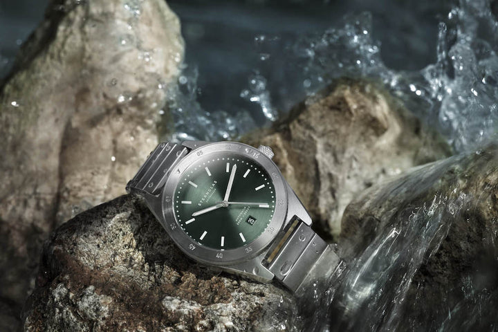 Sternglas MARUS 42mm Automatic Dive Watch S02-MA09-ME03, Green-Silver Dial, Sapphire Crystal, Stainless Steel Strap, 20 ATM Water Resistant