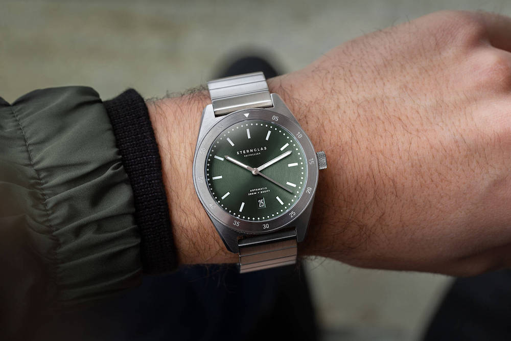 Sternglas MARUS 42mm Automatic Dive Watch S02-MA09-ME03, Green-Silver Dial, Sapphire Crystal, Stainless Steel Strap, 20 ATM Water Resistant