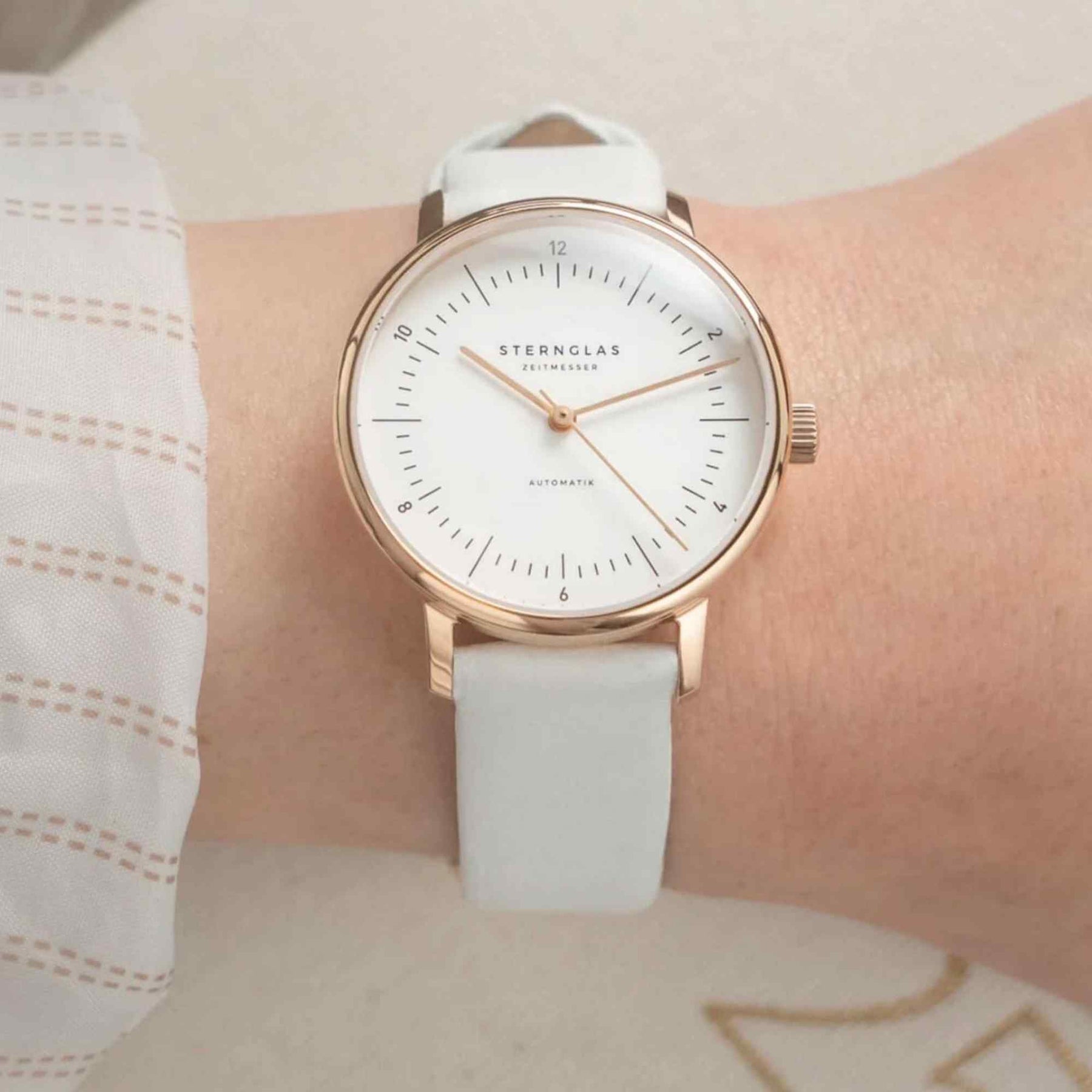 Sternglas NAOS XS Automatik 33mm Watch S02-ND13-KL14 – White Dial, Sapphire Crystal, White Leather Strap, 5 ATM Water Resistant