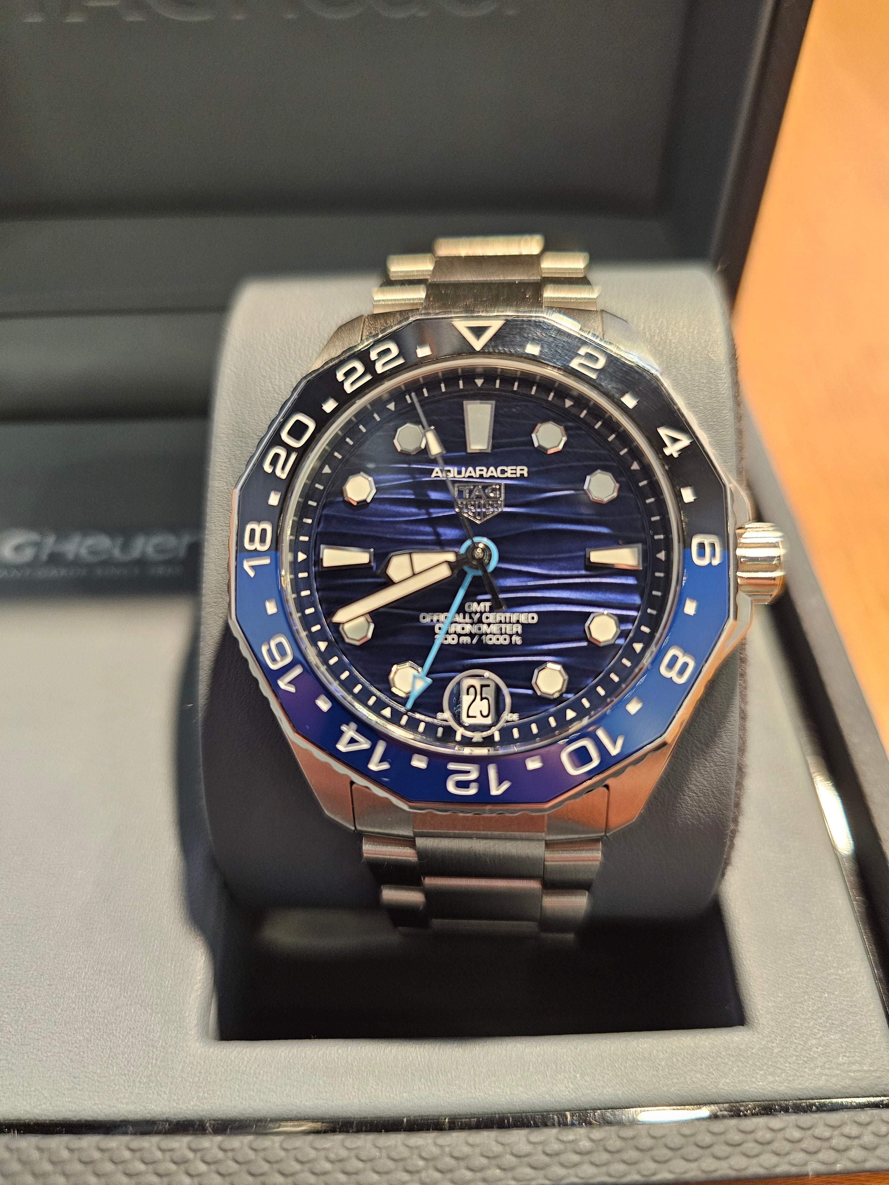 TAG Heuer Aquaracer Professional 300 GMT – Pre-Owned