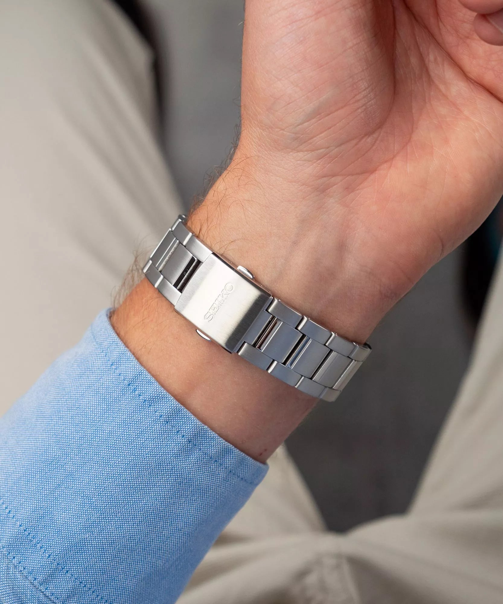 Seiko Chronograph Men's 43 mm Quartz Watch